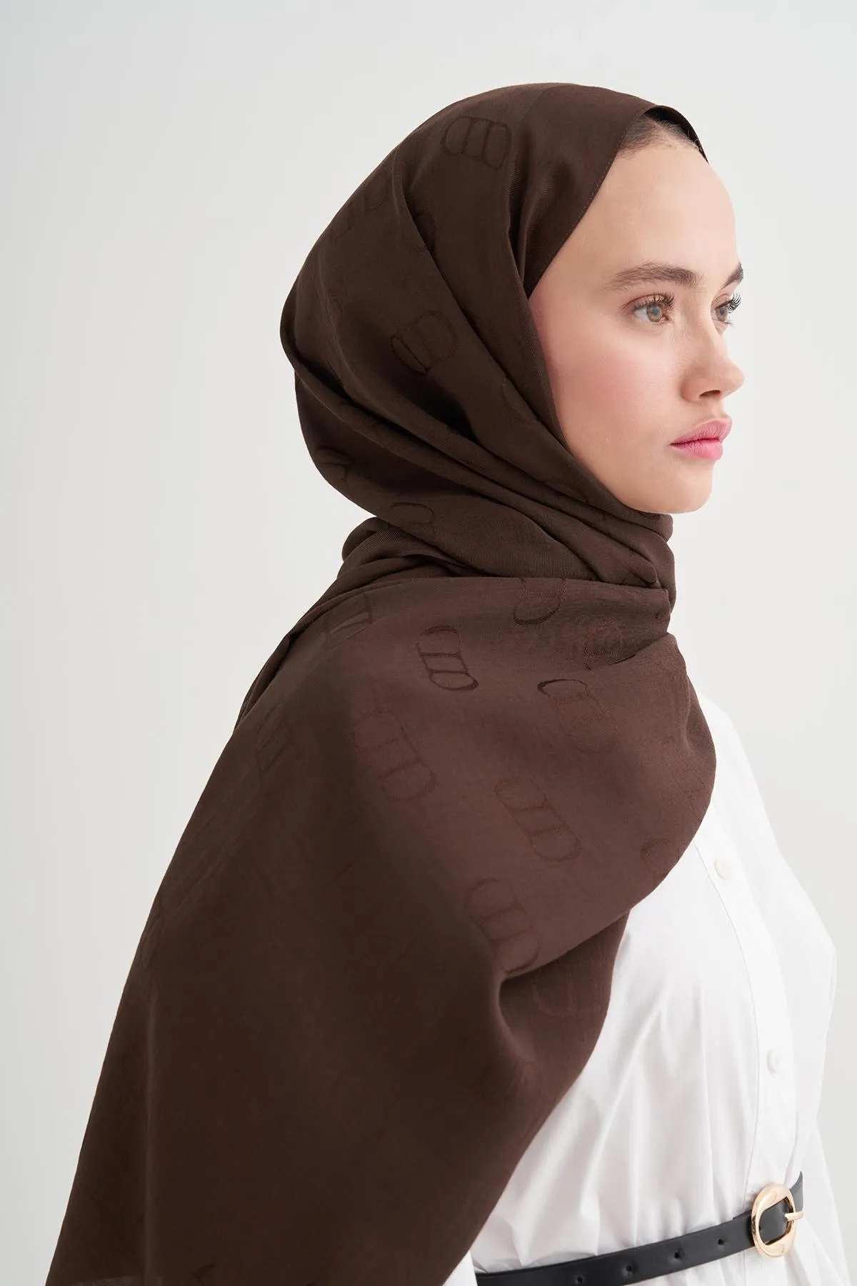 Carell Monogram Desen Liora Pamuk Şal Acı Kahve