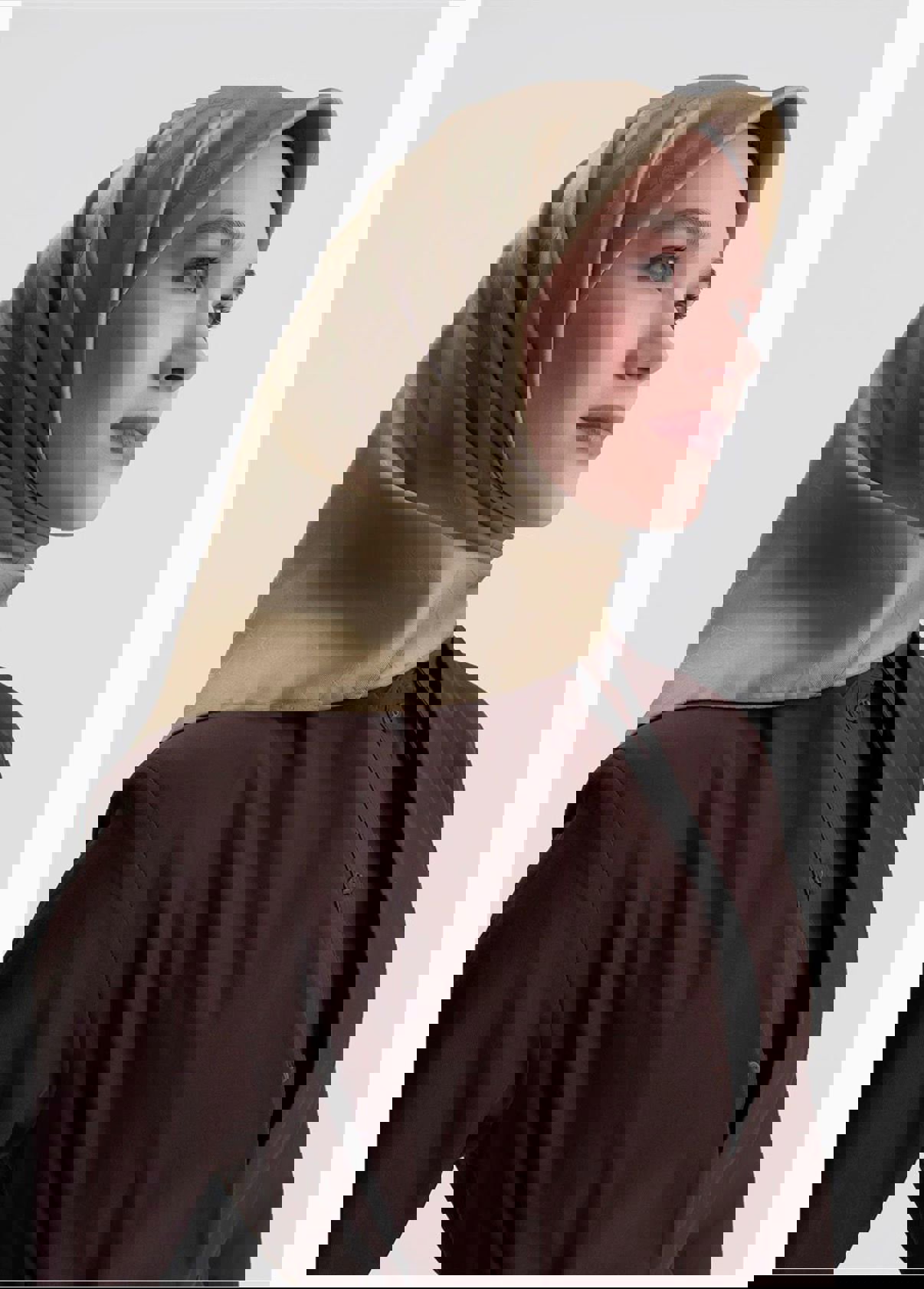 YENİ SEZON JAKARLI İPEK EŞARP