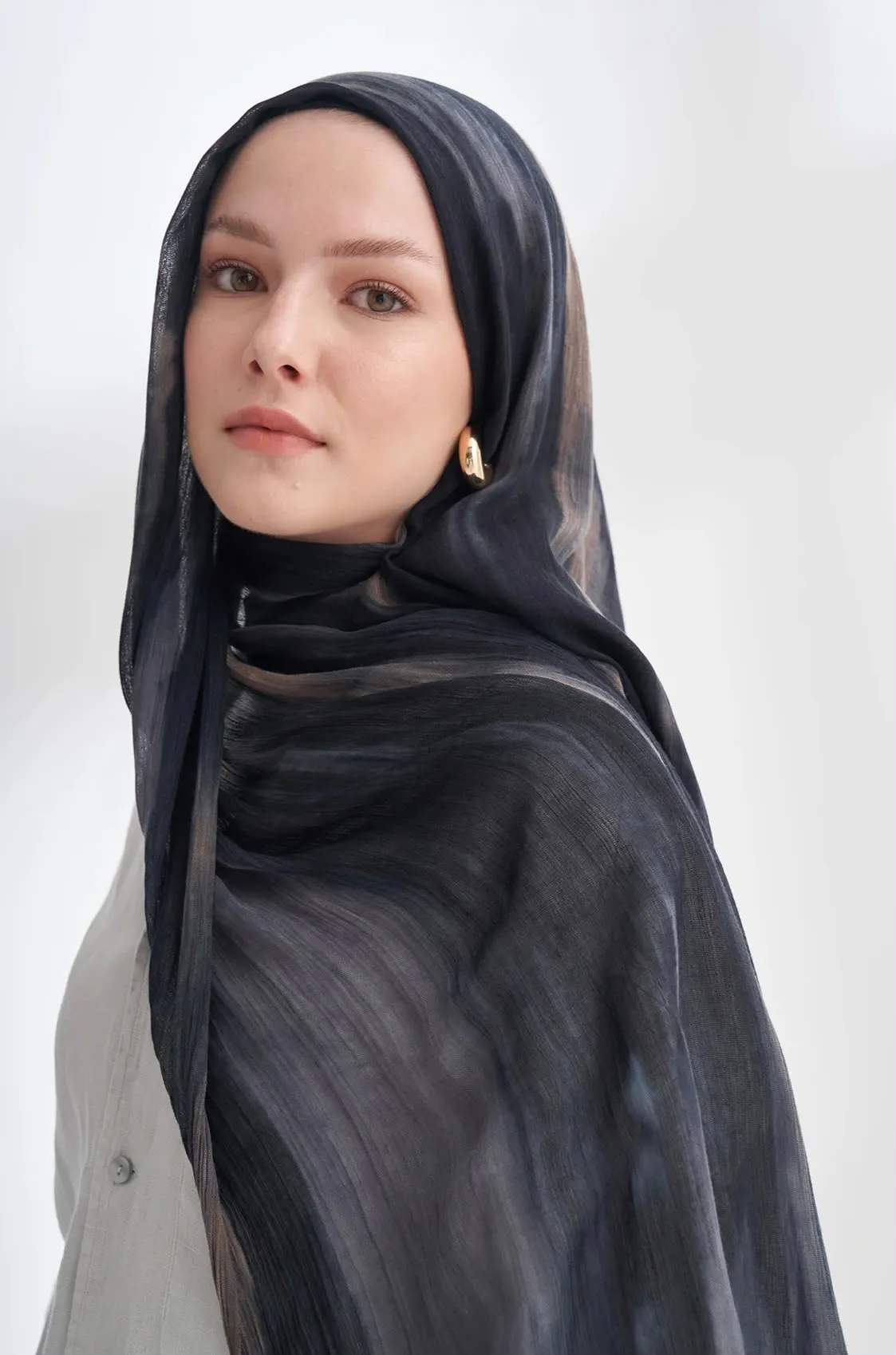 ORGANIC TOUCHE VİSKON BELEND DESEN ŞAL SİYAH KÜL