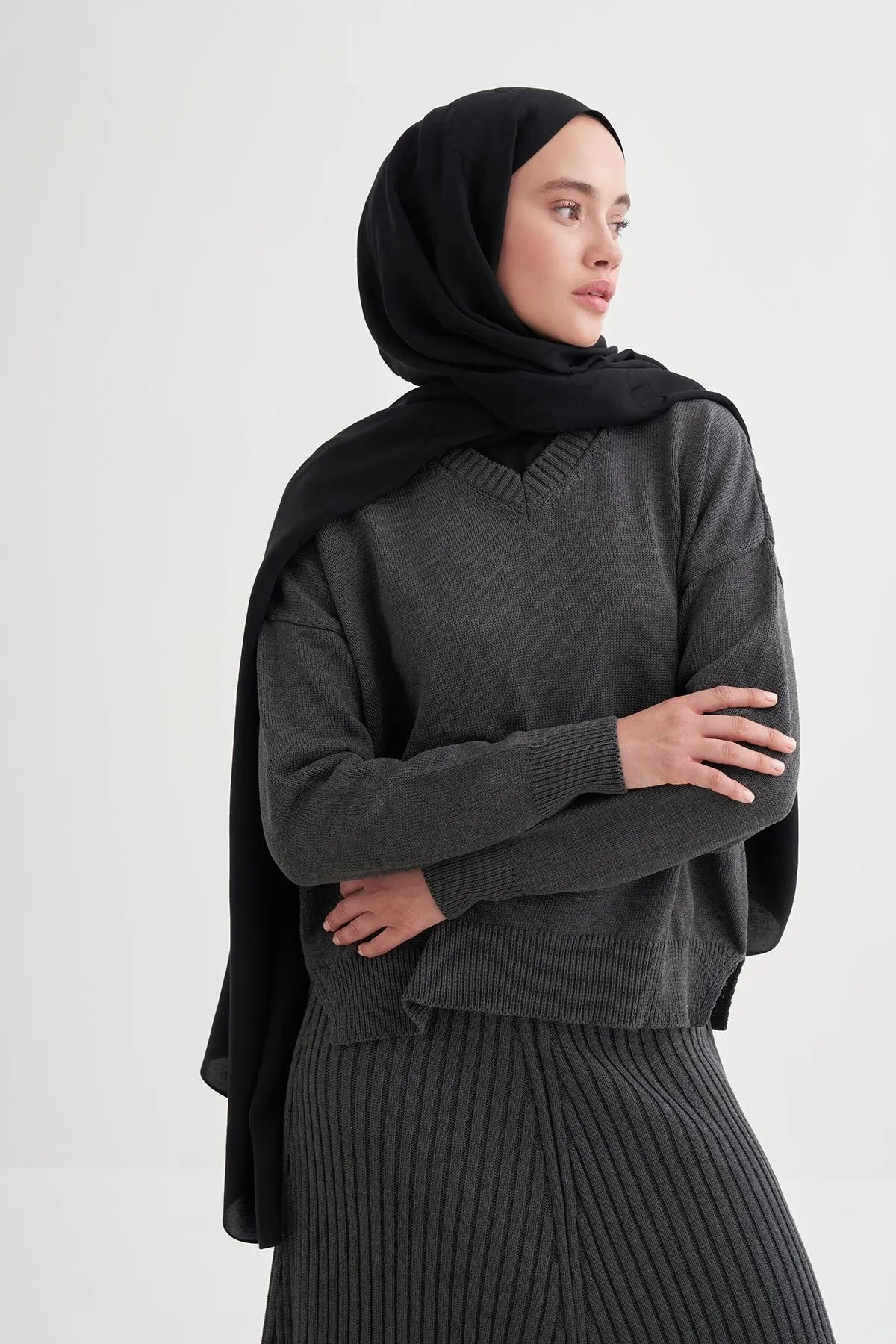 Carell Monogram Desen Liora Pamuk Şal Siyah 