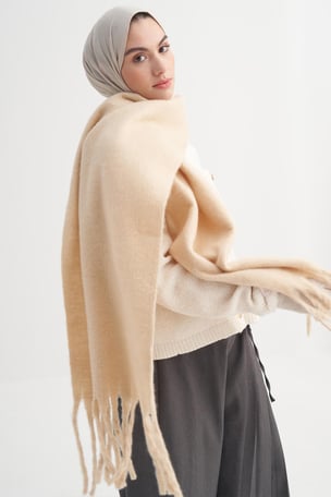 Şal ve Eşarp Seçiminde Kumaş Rehberi