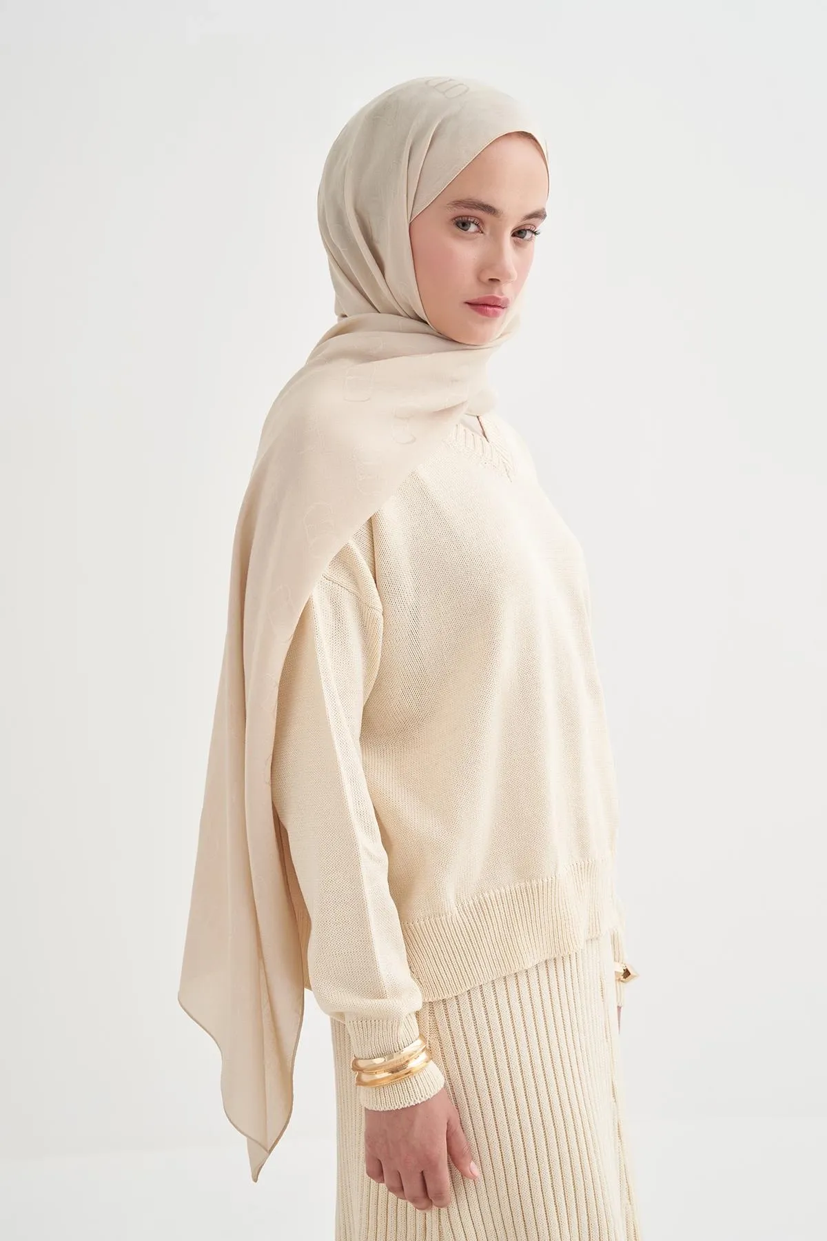 Carell Monogram Desen Liora Pamuk Şal Bej