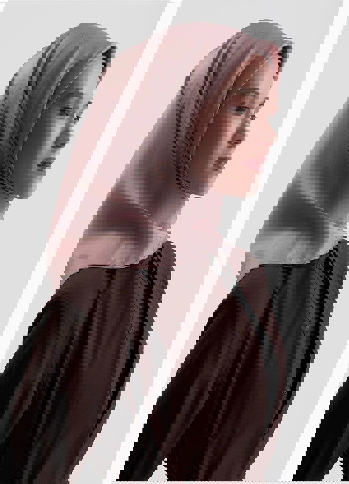 YENİ SEZON JAKARLI İPEK EŞARP