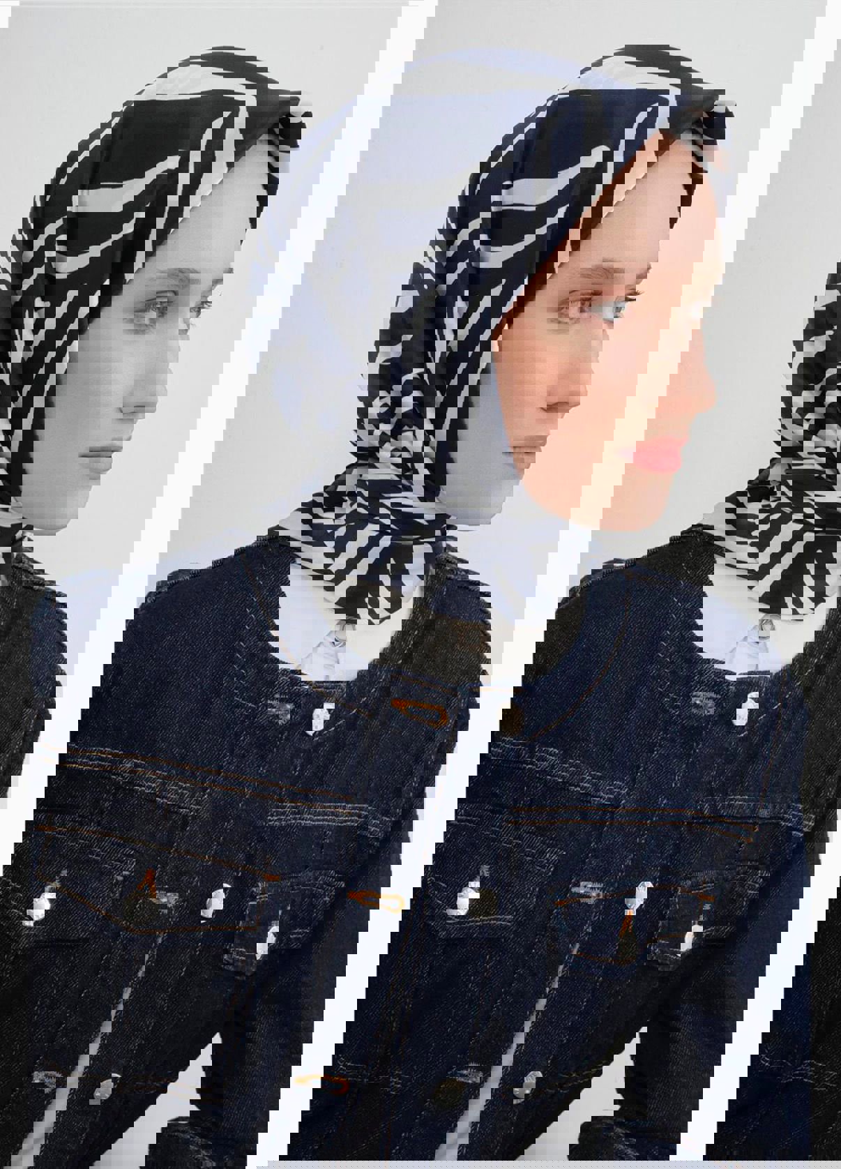 YENİ SEZON ARMİNE SURA İPEK EŞARP